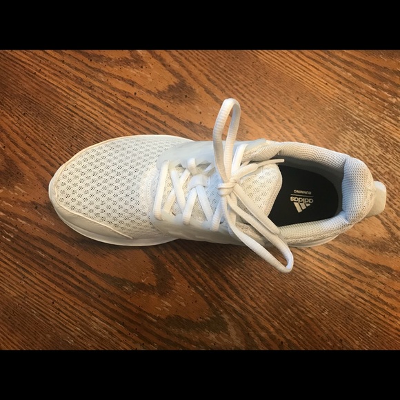 Women’s Adidas Cloudfoam Shoes - Picture 7 of 8